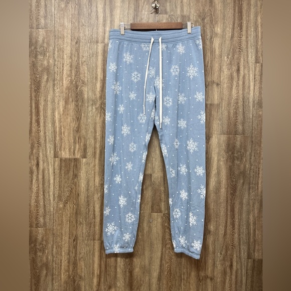 PJ Salvage Snowflake PJ Set - Picture 3 of 10